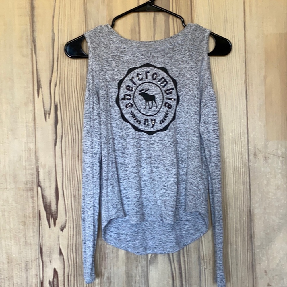 Girls 9/10 cold shoulder Abercrombie Kids sweater